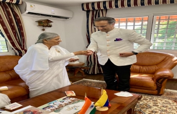 Amb. Abhishek Singh received Sister Hemlata Saghi, Director of Brahmakumaris for Venezuela and the Caribbean at the Embassy today.  Sister Hemlata was accompanied by Sister Shanti, Sister Enrique and Sister Yolanda who tied 'Rakhi' to Ambassador & Embassy officials